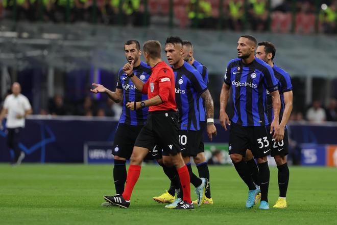 破英雄联盟比赛记录，V3 35连败创下全球最长连败记录